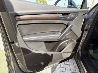 2023 Audi Q5 45 S line Premium