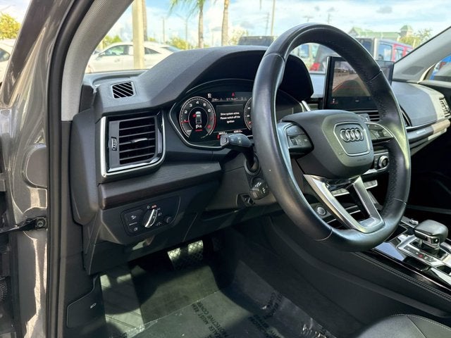 2023 Audi Q5 45 S line Premium