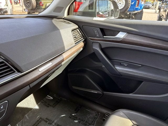 2023 Audi Q5 45 S line Premium