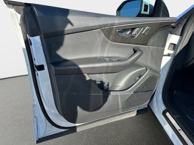 2021 Audi Q8 55 Prestige