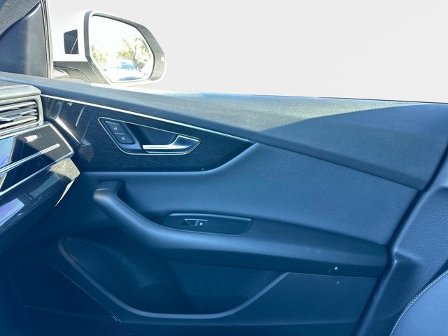 2021 Audi Q8 55 Prestige