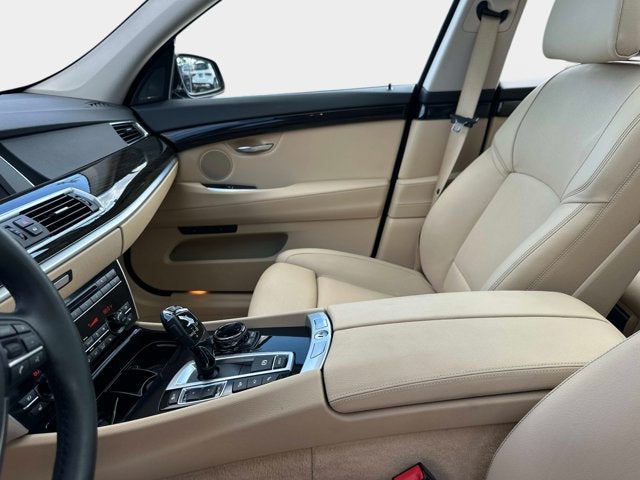 2014 BMW 5 Series Gran Turismo 550i xDrive Gran Turismo