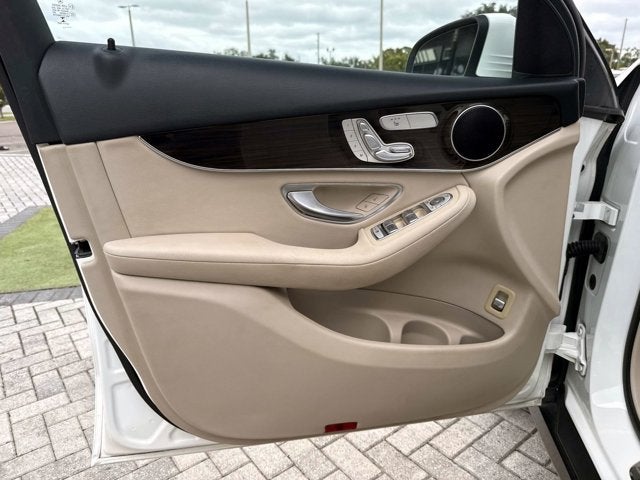 2017 Mercedes-Benz GLC 300