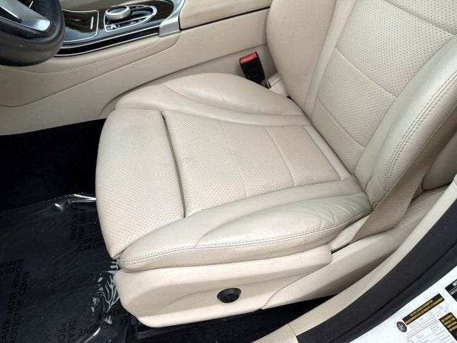 2017 Mercedes-Benz GLC 300