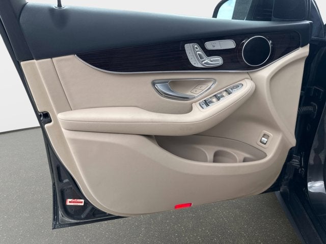 2020 Mercedes-Benz GLC 300