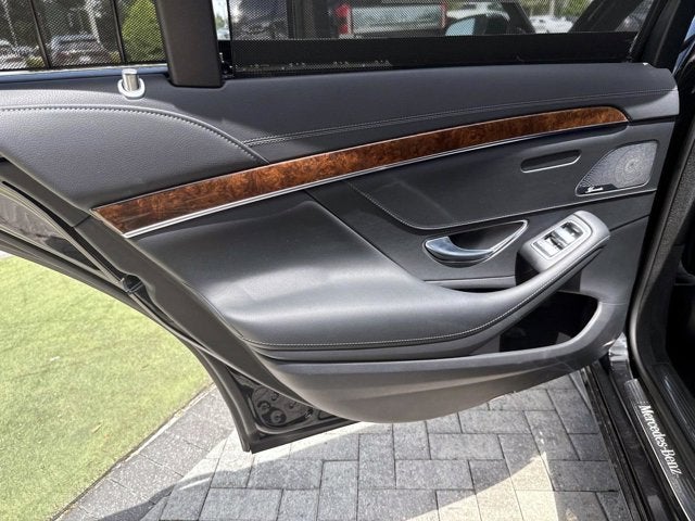 2015 Mercedes-Benz S-Class S 550
