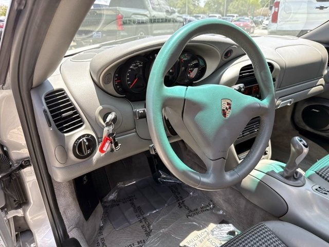 2004 Porsche 911 Carrera