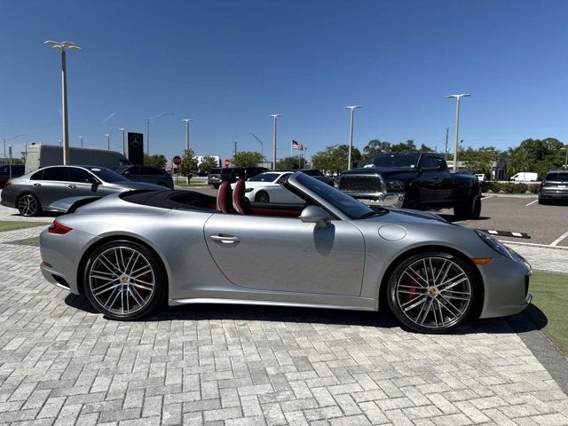 2017 Porsche 911 Carrera 4S