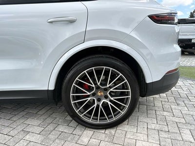 2021 Porsche Cayenne Base