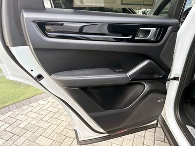 2021 Porsche Cayenne Base