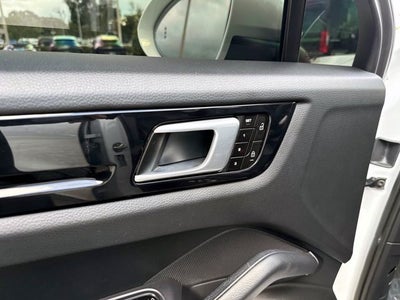 2021 Porsche Cayenne Base
