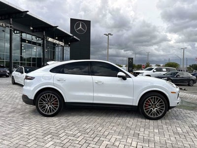 2021 Porsche Cayenne Base