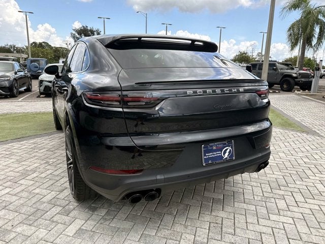 2023 Porsche Cayenne Base