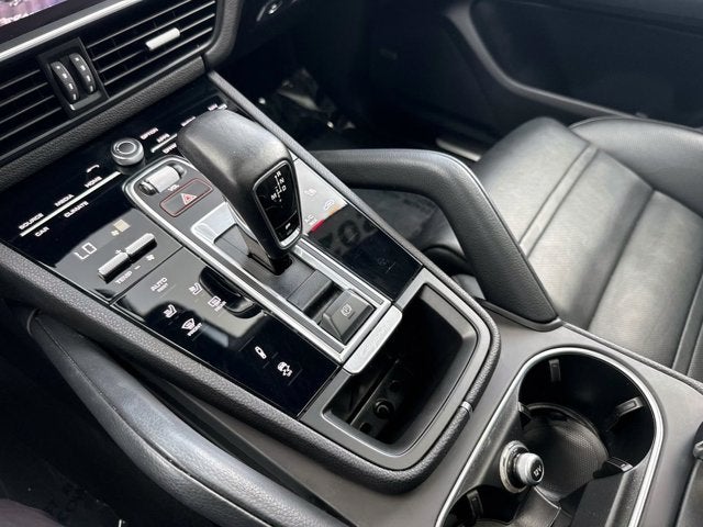 2023 Porsche Cayenne Base