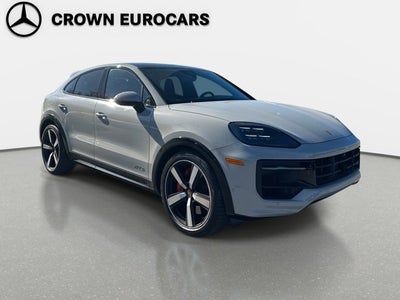 2025 Porsche Cayenne GTS