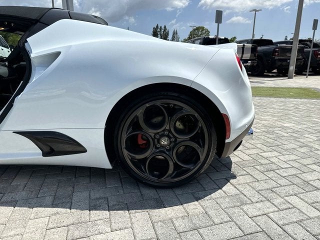 2016 Alfa Romeo 4C Base