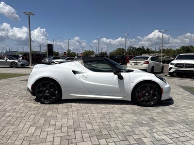 2016 Alfa Romeo 4C Base