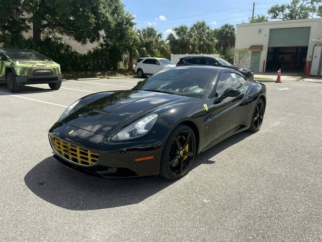 2014 Ferrari California Base