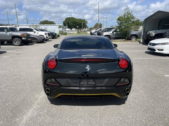 2014 Ferrari California Base