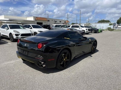 2014 Ferrari California Base
