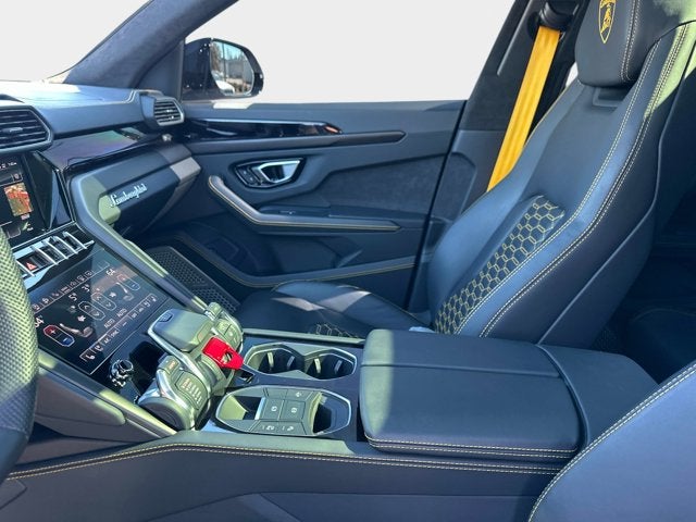 2023 Lamborghini Urus S