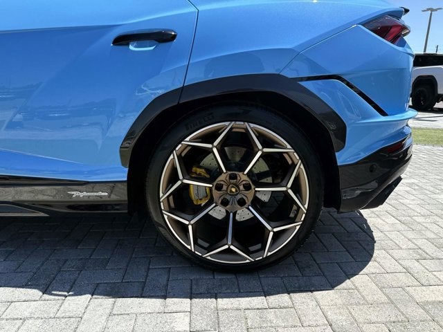 2024 Lamborghini Urus Performante