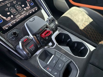 2023 Lamborghini Urus Performante