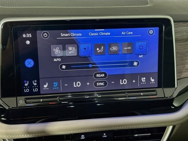 2024 Volkswagen Atlas 2.0T SEL Premium R-Line