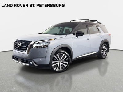 2022 Nissan Pathfinder Platinum
