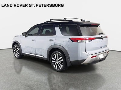 2022 Nissan Pathfinder Platinum