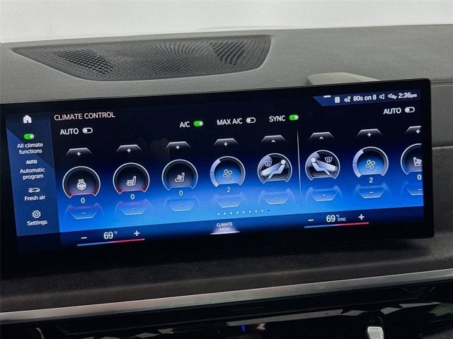 2023 BMW X7 M60i
