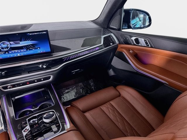 2025 BMW X7 M60i