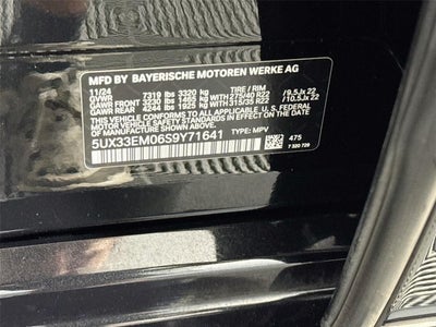 2025 BMW X7 M60i