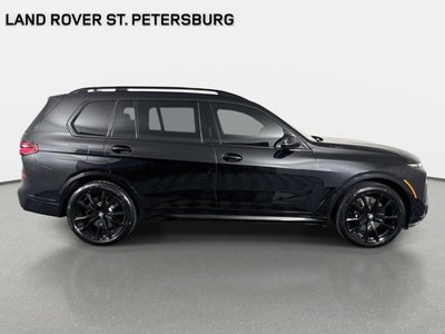 2025 BMW X7 M60i