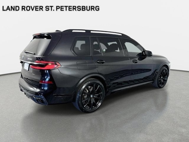 2025 BMW X7 M60i