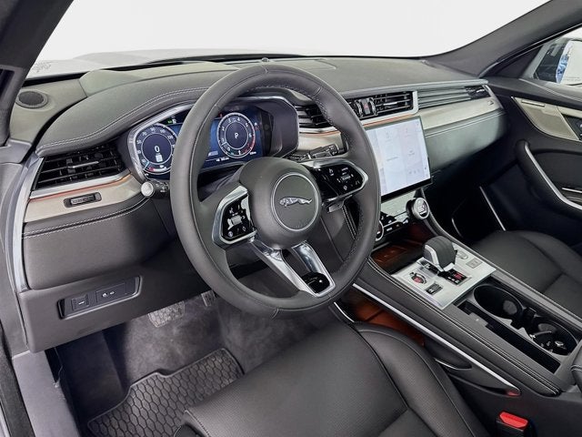 2026 Jaguar F-PACE P250 R-Dynamic S