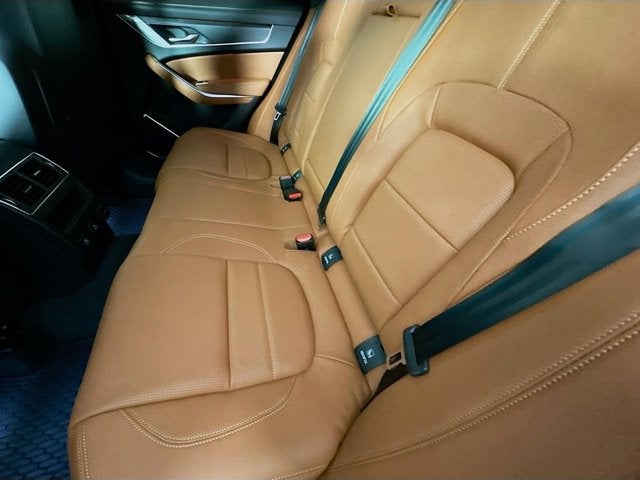 2026 Jaguar F-PACE P400 R-Dynamic S