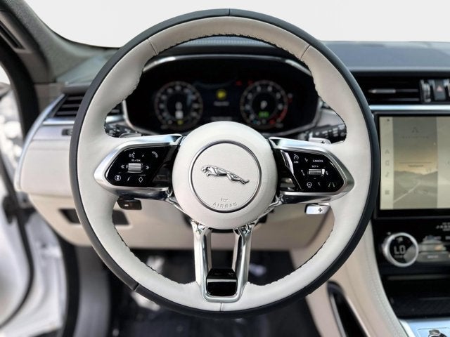 2026 Jaguar F-PACE P400 R-Dynamic S