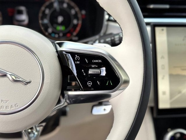 2026 Jaguar F-PACE P400 R-Dynamic S