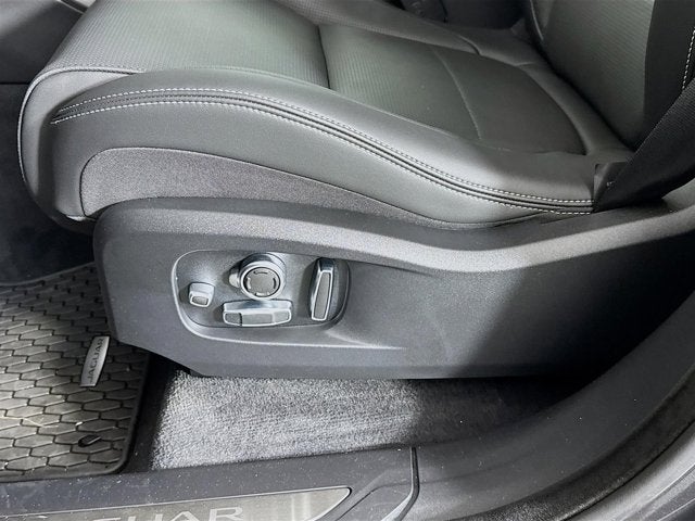 2026 Jaguar F-PACE P400 R-Dynamic S