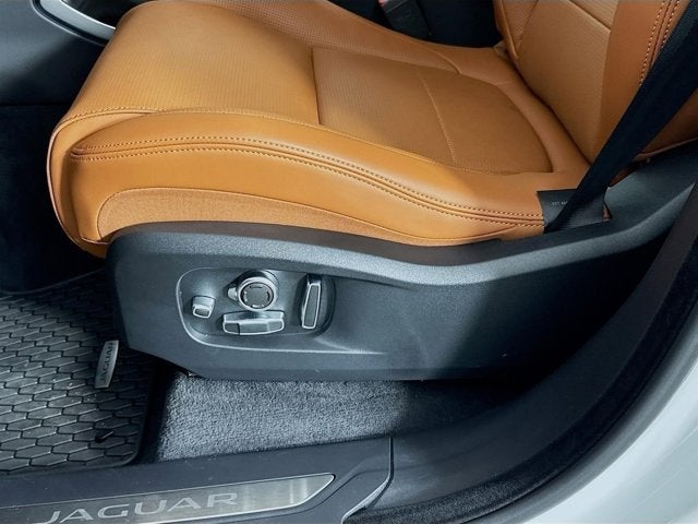 2026 Jaguar F-PACE P400 R-Dynamic S