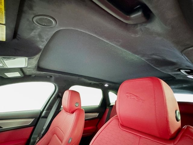 2026 Jaguar F-PACE P400 R-Dynamic S