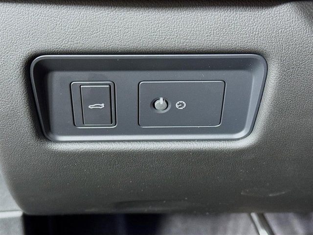 2024 Jaguar XF R-Dynamic SE