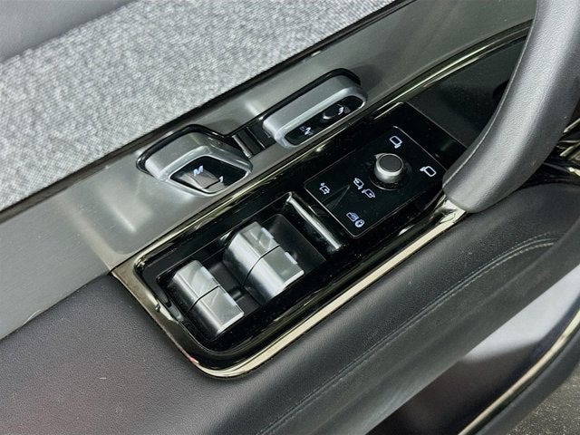 2024 Land Rover Range Rover Sport SE