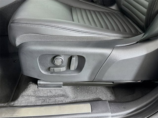 2026 Land Rover Discovery Sport Landmark