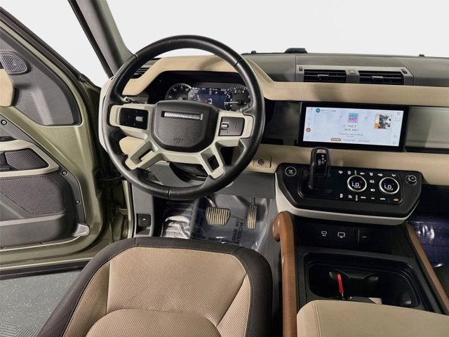 2023 Land Rover Defender 110 X-Dynamic SE