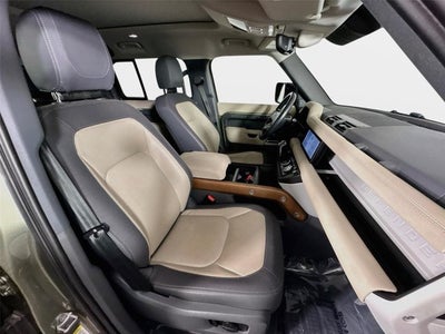 2023 Land Rover Defender 110 X-Dynamic SE