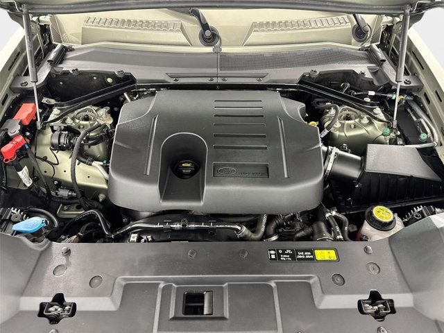 2023 Land Rover Defender 110 X-Dynamic SE