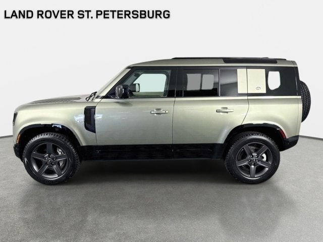 2023 Land Rover Defender 110 X-Dynamic SE