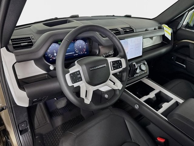 2025 Land Rover Defender 110 X-Dynamic SE